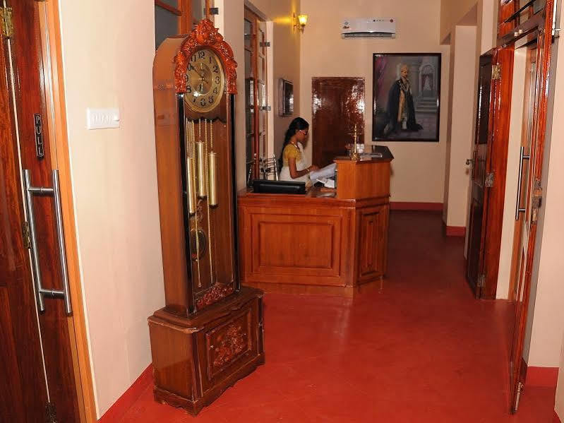 The Royal Heritage Hotel And Ayurvedic Center Thiruvananthapuram Esterno foto