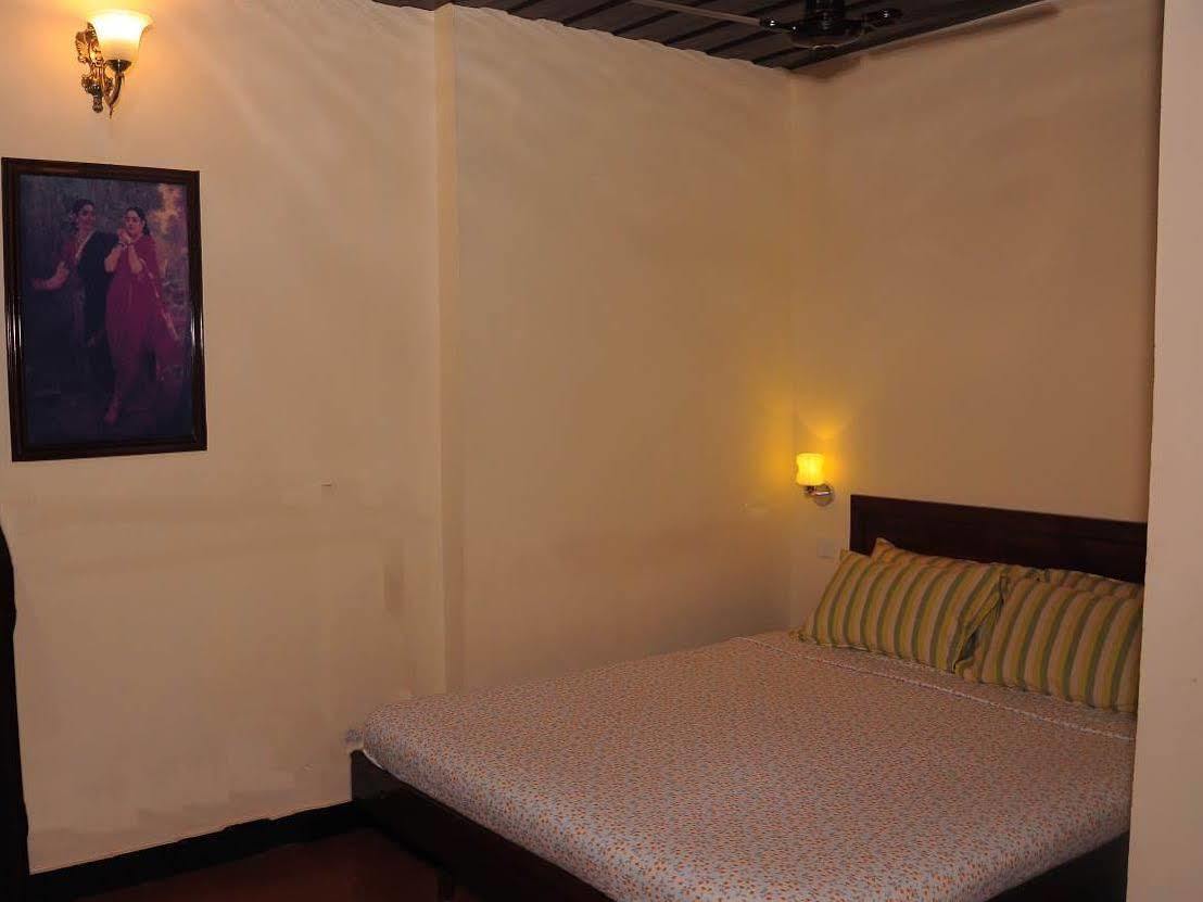 The Royal Heritage Hotel And Ayurvedic Center Thiruvananthapuram Esterno foto