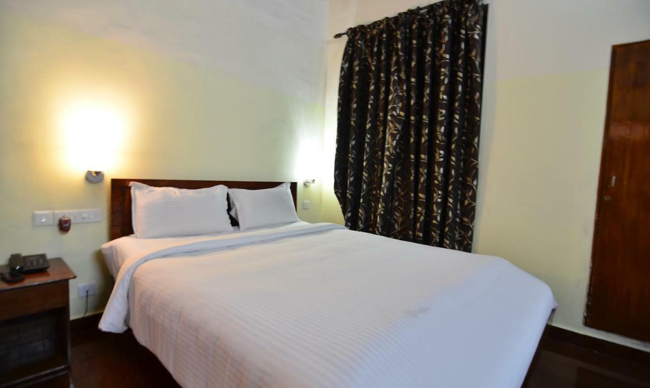 The Royal Heritage Hotel And Ayurvedic Center Thiruvananthapuram Esterno foto