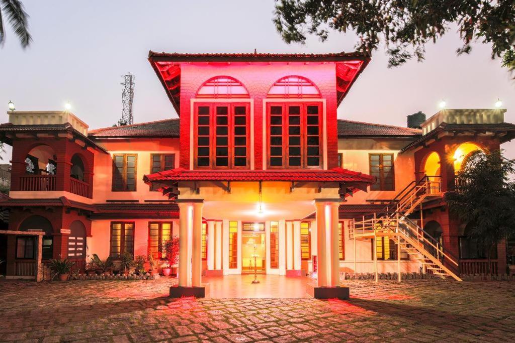 The Royal Heritage Hotel And Ayurvedic Center Thiruvananthapuram Esterno foto